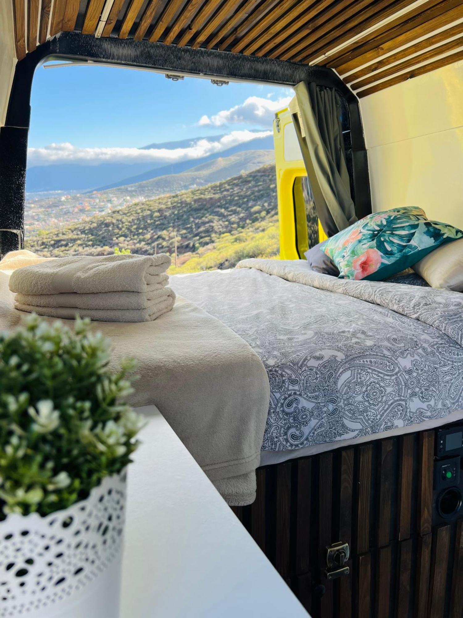 On Road- Feel Freedom With Campervan! Guincho  Exterior photo