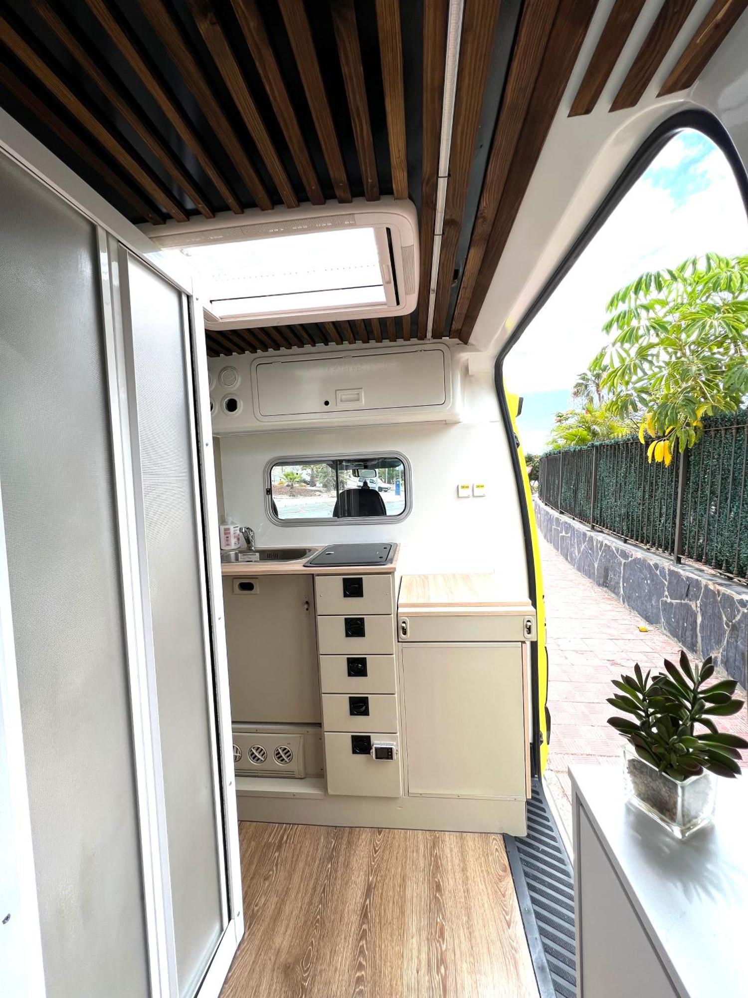 On Road- Feel Freedom With Campervan! Guincho  Exterior photo